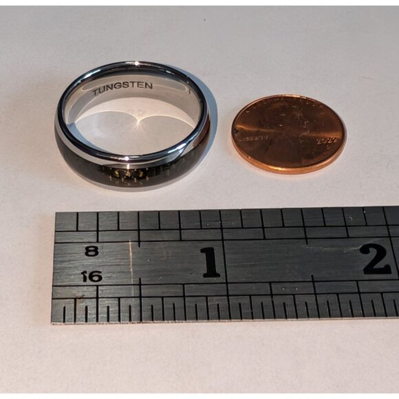 Mens Tungsten Ring Size 11.5 With Carbon Fiber Inlay - Picture 12 of 13